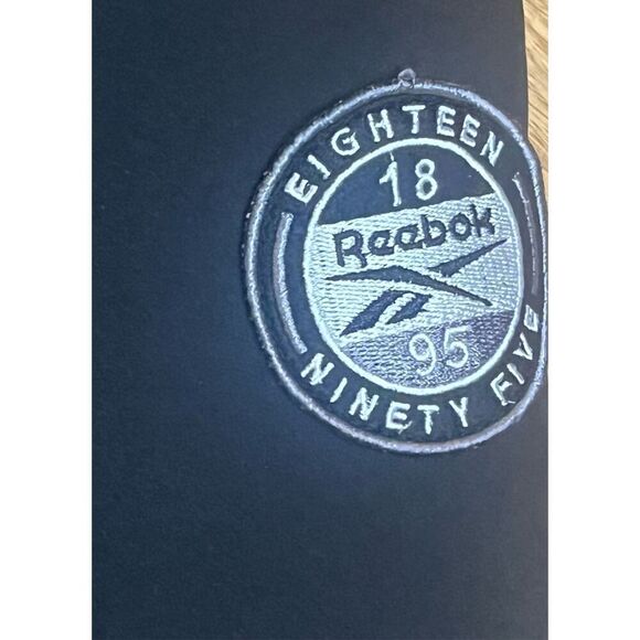 Reebok Men’s 1895 2 In 1 Jacket Black Removable Hood Puffer Inside Heavy Weight - Picture 5 of 7